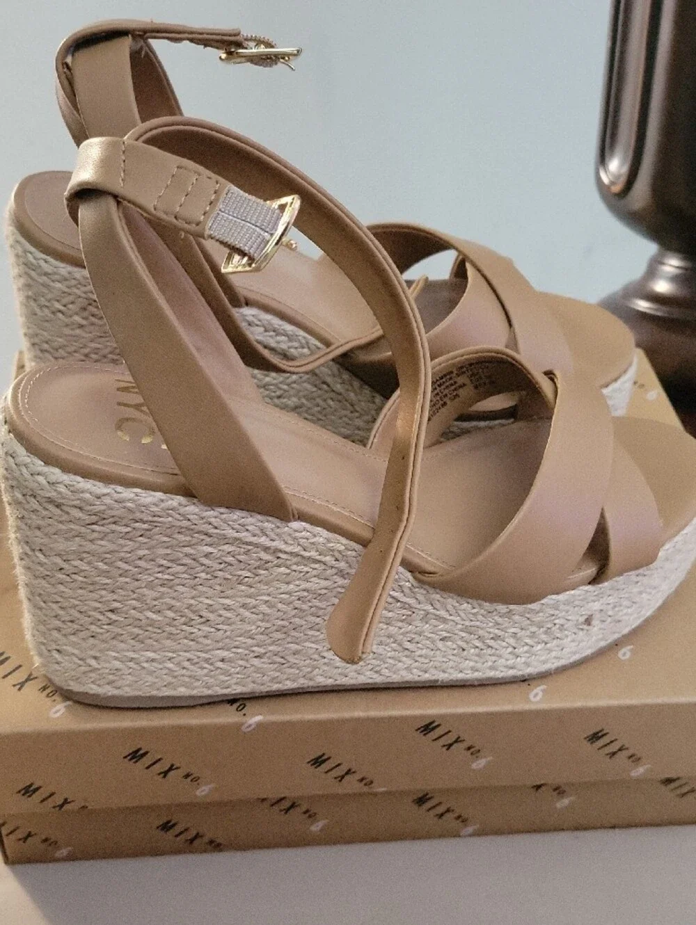 Women’s Tan Espadrille Platform Sandals